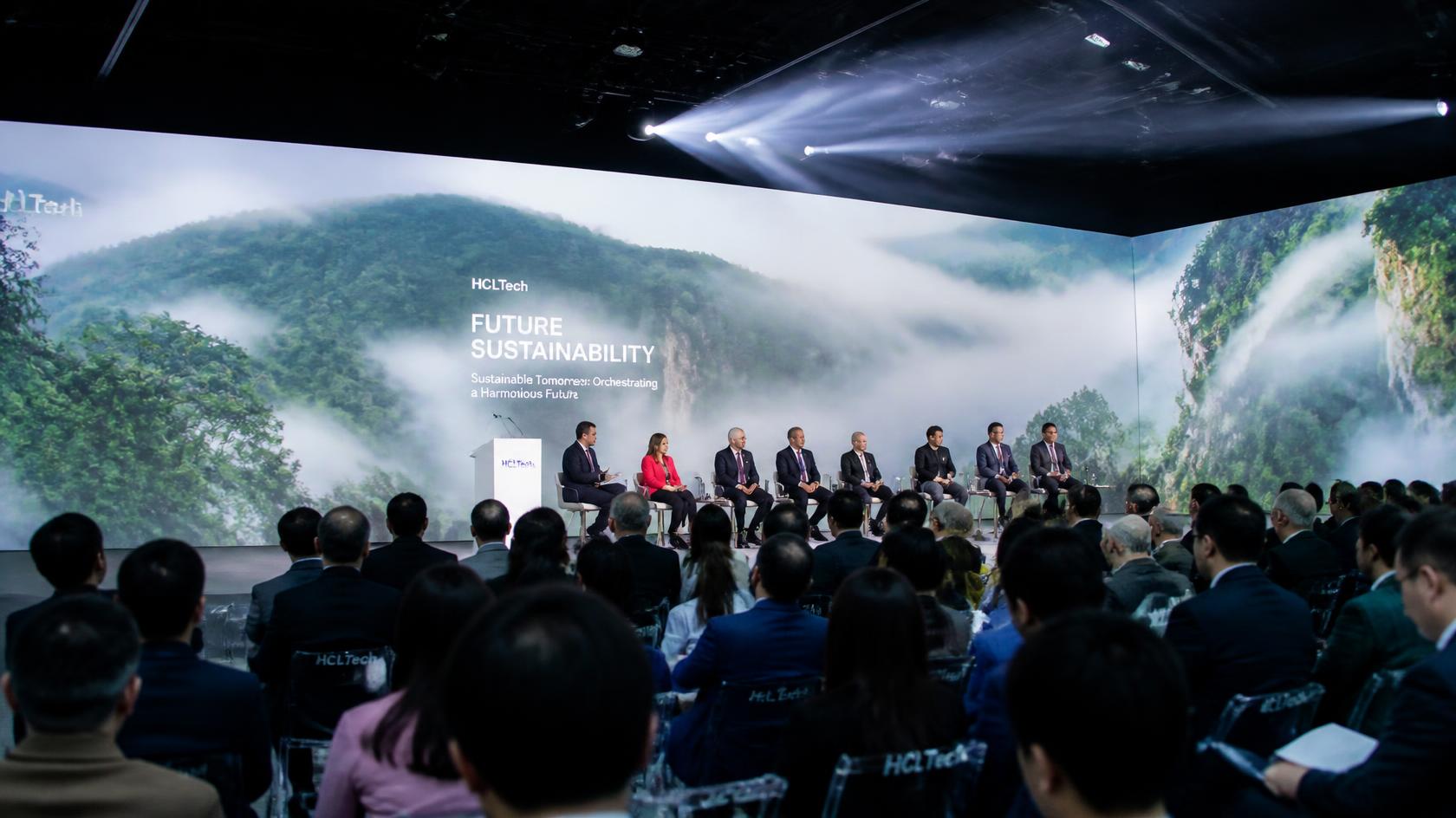 Live event with immersive projection and projection mapping on stage